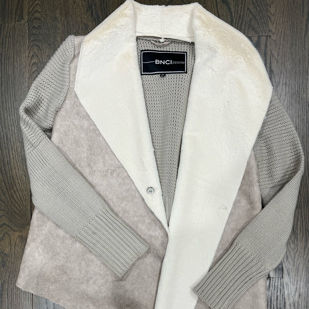 Sweater jacket - Picture 2 of 2